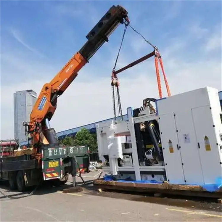 端州附近小吊车联系方式|8-16吨|本地及时服务